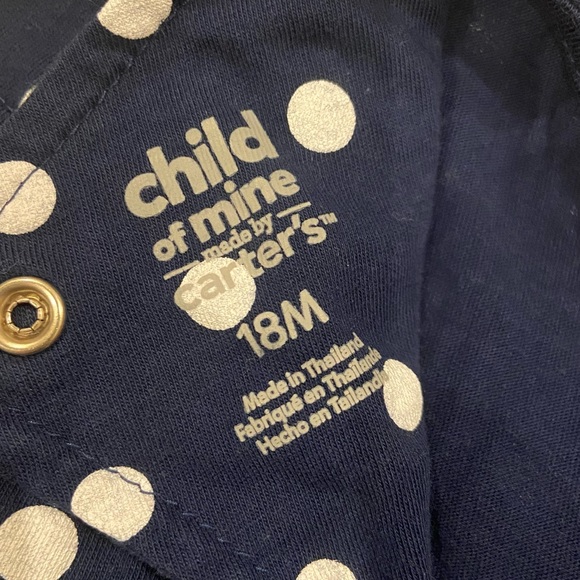 Carter’s polka dot outfit - Picture 3 of 4